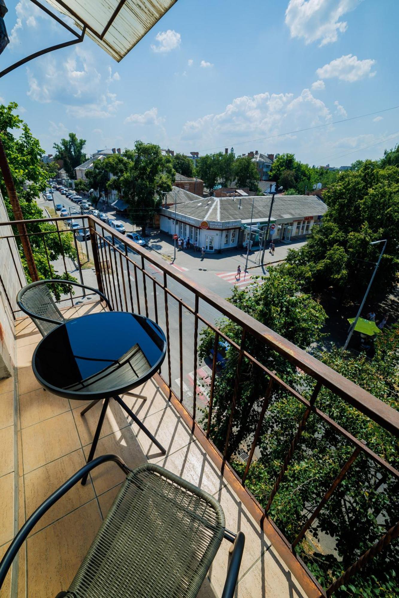 Квартира Антиквара У Центрі Полтави Мережа Alexapartments Документи Для Відряджень Безконтатне Заселення Цілодобово Poltava Eksteriør billede