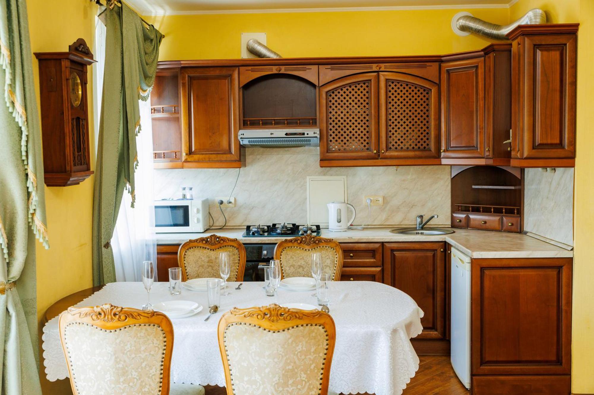 Квартира Антиквара У Центрі Полтави Мережа Alexapartments Документи Для Відряджень Безконтатне Заселення Цілодобово Poltava Eksteriør billede